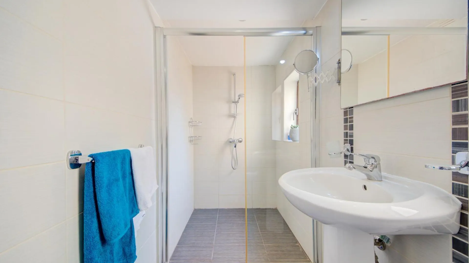 Valletta Waterfront Villa With Pool And Jacuzzi