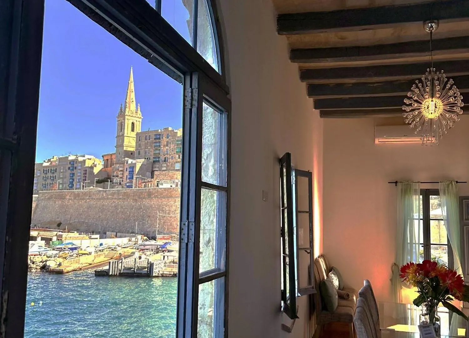 Valletta Waterfront Villa With Pool And Jacuzzi 0*,  Malta