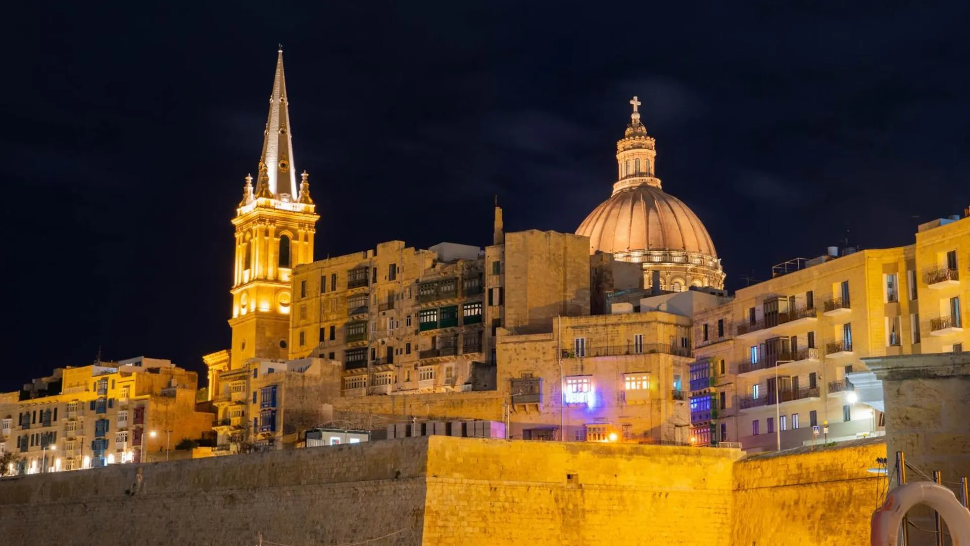 Valletta Waterfront Villa With Pool And Jacuzzi 0*,  Malta